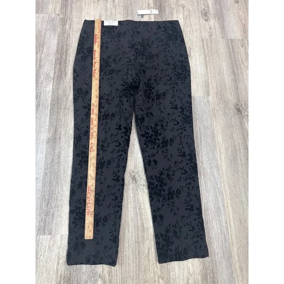 Chicos So Slimming Juliet Flocked Blooms Ankle Pant Black Floral Size 12 NWT - Picture 8 of 11
